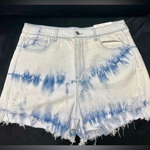 NWT American Eagle high rise mom denim short w/ comfort stretch waistband sz 14